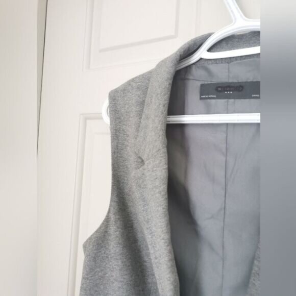 The Limited vest size small - Picture 2 of 4